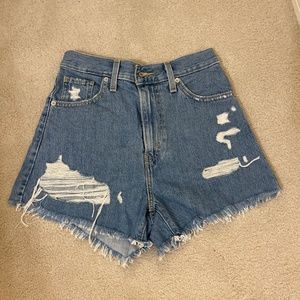 Distressed High Waisted Levi Mom Shorts